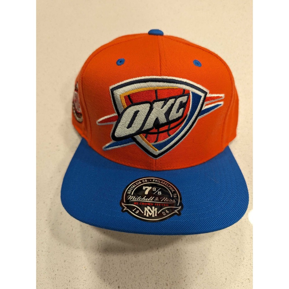 Mitchell & Ness Oklahoma City Thunder Embroidered Fitted Hat NEW